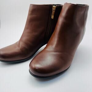 Women's Easy Spirit Brown Leather Booties, Size 7M